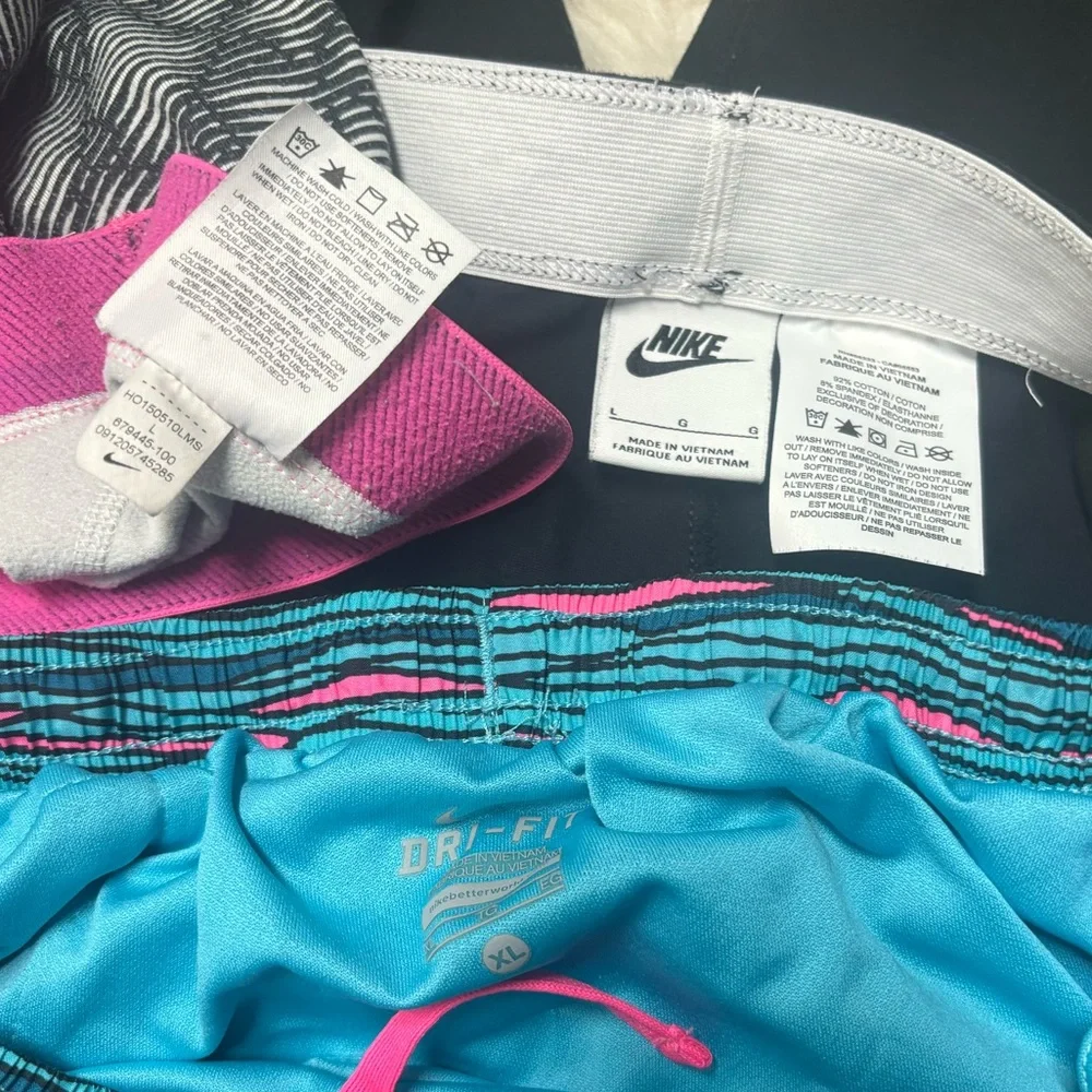 Girls Nike Shorts and Leggings Bundle size L / XL